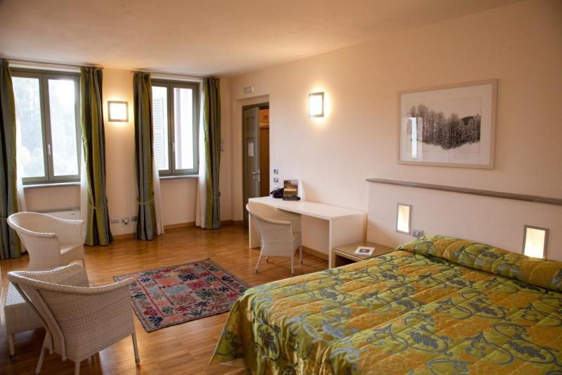 Solonghello Locanda Dell'Arte חדר תמונה
