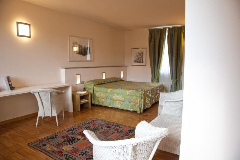 Solonghello Locanda Dell'Arte מראה חיצוני תמונה
